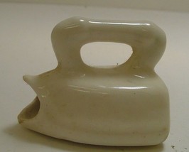 Ceramic Miniature Iron Figurine white - £1.26 GBP