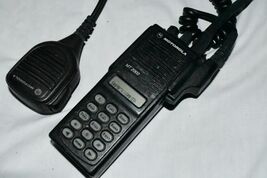 Motorola MT 2000 UHF Handheld Radio w/ battery  and Mic H01KDH9AA7AN w6c #1 - $89.10