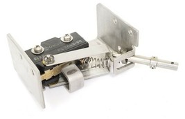 MICRO SWITCH BA-2RV2-A2 LIMIT SWITCH W/ INTERLOCK MOUNT ASSEMBLY BA2RV2A2 - $25.95