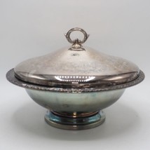 Vintage Wm A Rogers Footed Bowl Silver Plate w/ Lid - £27.23 GBP