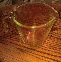 Vintage PYREX 516 Measuring Cup, J Handle, 2 Cup w Metric, Corning USA - $14.99