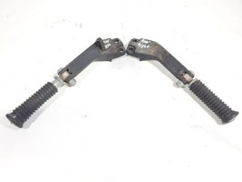 Footrest PN R 49224-06A, L 49230-06 OEM 2006 Harley Davidson Dyna Glide ... - $1,349.81 MXN