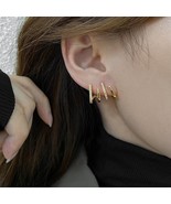 Claw stud earrings, Women&#39;s Retro Exquisite Dainty Claw Ear Jacket, Brid... - £11.79 GBP