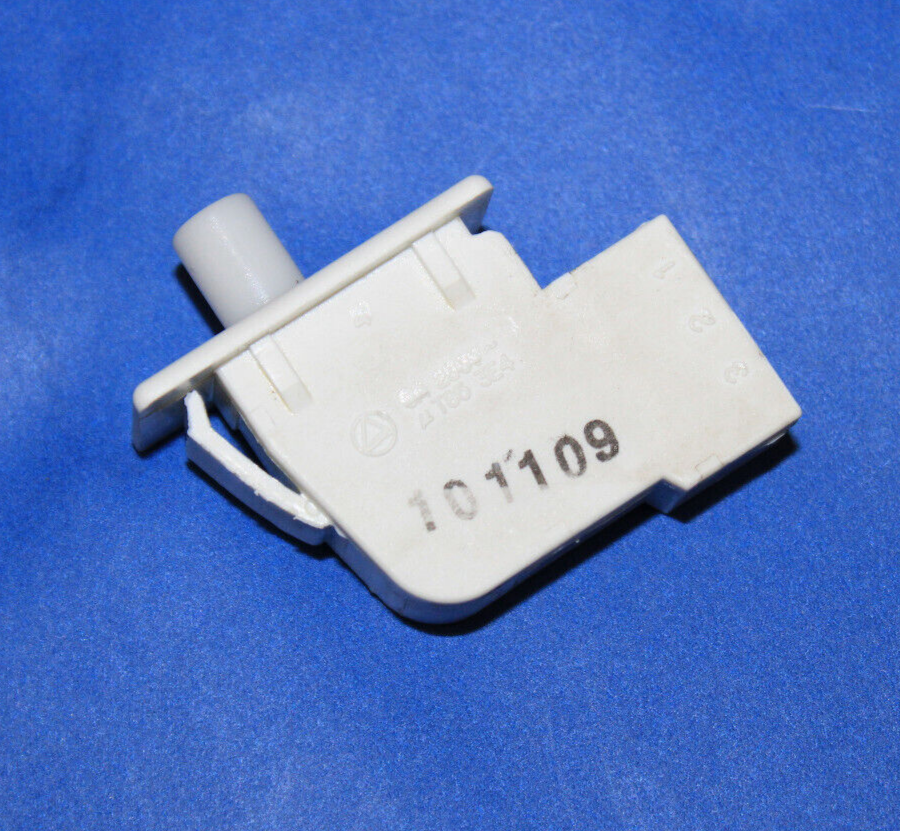 Samsung Dryer : Door Switch (DC64-00828A) {P7874} - $20.28