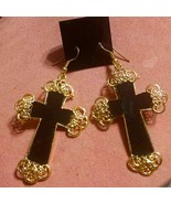 Beautifully decorated black &amp; gold cross earrings - $314.02 MXN