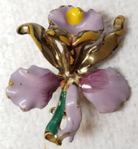 Purple Bellflower Pin Floral Arrangement Enamel Metal 1960s - £9.07 GBP
