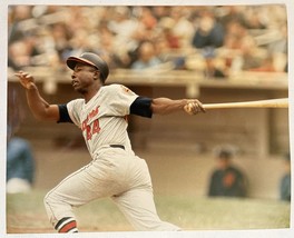 Hank Aaron Glossy 8x10 Photo - Milwaukee Braves - $19.99