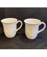 Vintage Coalport Countryware Set Of Two White Cabbage Bone China Mugs - $1,752.29 MXN