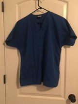 1 Pc Cherokee Adult Blue Scrub Top Nurse Medical  Size Medium - $23.57
