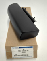 New OEM Genuine Ford LH Front Door Armrest 2003-2007 Lincoln Towncar Black  - £29.89 GBP