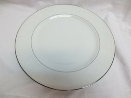 Momoyama Fine china Japan Salad Plate White on White Replacement - £9.40 GBP
