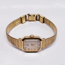 Vintage SEIKO Gold Tone Quartz Analog Ladies Petite Cocktail Watch-New Battery - £19.62 GBP