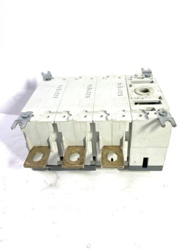 Used ABB OT250E03 Disconnect Switch 3-Pole Base Mounted Front Operated Item image 3