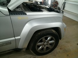 Passenger Right Fender Fits 08-12 LIBERTY 104886559 - $99.00
