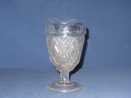 Grand Diamond Medallion Small Pitcher Pedestal Creamer EAPG Clear Presse... - £15.85 GBP