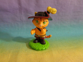 2006 DWA-MGA Puss In Boots Shrek 2 Fairytale Friends PVC Miniature Figure  - £3.14 GBP