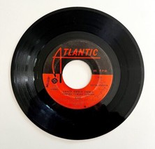 Chic Dance Yowsah Sao Paulo Single 1977 Vinyl Record 45 7&quot; Vintage VRE45 - £19.92 GBP