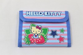 Hello Kitty Nylon Sports Wallet - $546.51 MXN