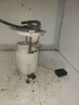 Fuel Pump Assembly 3.0L FWD Fits 10-12 FUSION OEM - $37.57