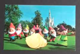 Walt Disney World Snow White Seven Dwarfs Castle UNP Postcard c1970s #01111605 - £6.37 GBP