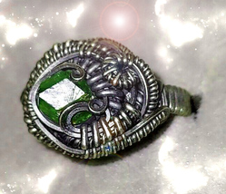 Green gem haunted fine ring thumb200