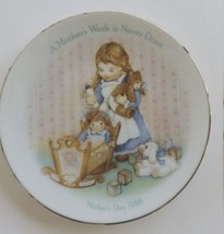 Vintage Avon Mothers Day Plate A Mother&#39;s Work is Never Done Mom Gift 1988 - $9.89