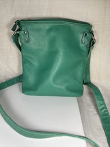 Emilie M. Crossbody Purse Women&#39;s Med. Green Leather Silver Hardware Bag - £9.71 GBP