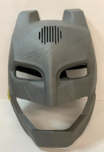 Mattel E6506 Batman vs Superman BATMAN Voice Changer &amp; Light-Up Helmet - £12.49 GBP