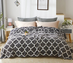 Gray Clover - Queen Super Soft Flannel Fleece Blanket Lightweight Bed Warm - £47.03 GBP