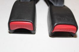 2002-2003 SUBARU WRX IMPREZA REAR MIDDLE SEAT BELT BUCKLES R2616 image 4