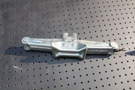 2000-2005 TOYOTA CELICA GT GTS EMERGENCY CAR SERVICE JACK GT-S M660 image 8