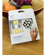 PopSockets Nails Standard With PopGrip - Daisies - $12.29 CAD