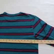 No Boundaries Crewneck Men’s Green & Red Stripes T-Shirt Size S (34-36) image 12