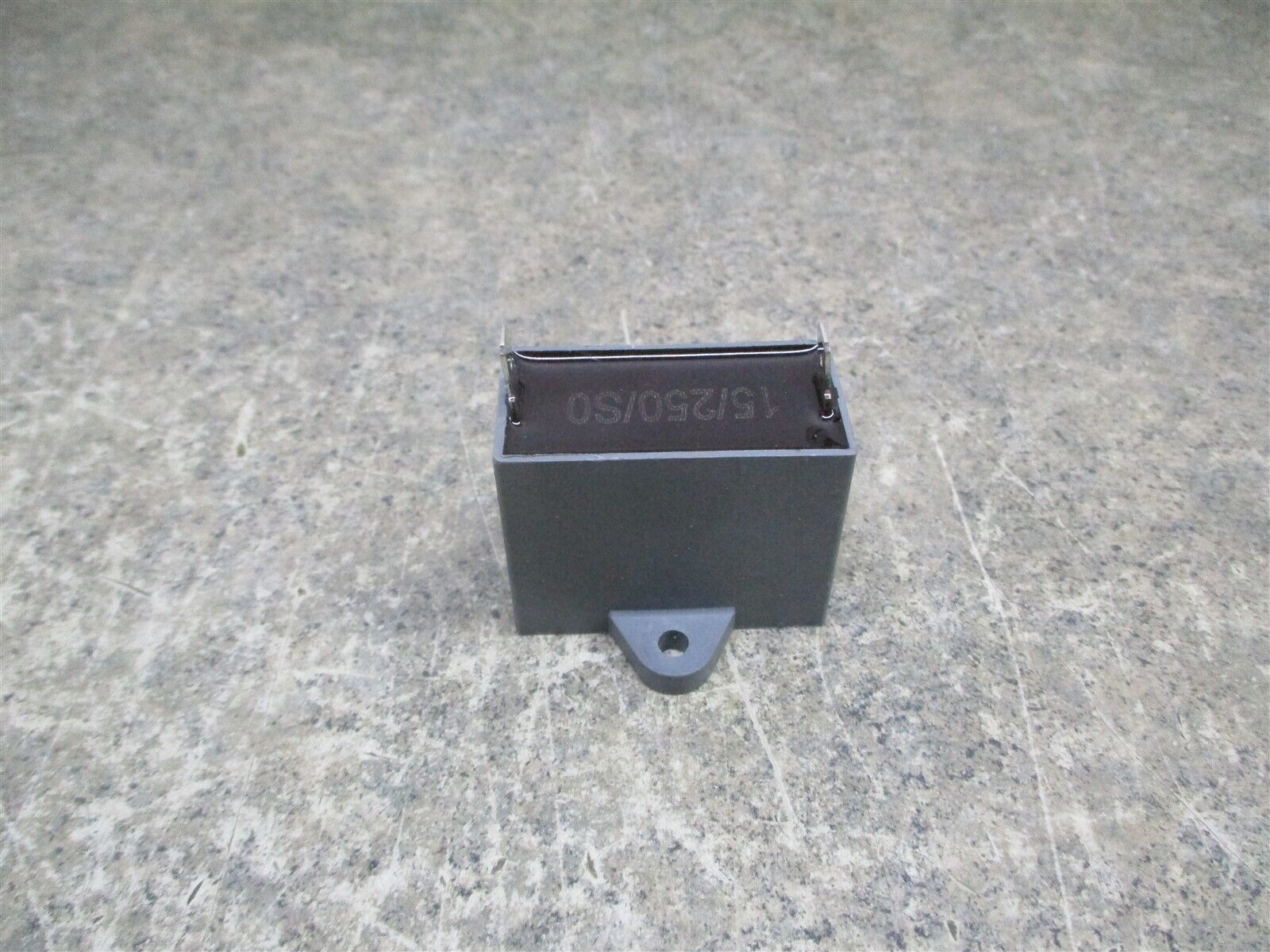 Frigidaire Air Conditioner Capacitor Part  5304483052