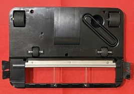 Oreck XL Classic Bottom Cover / Soleplate With New Belt - $497.42 MXN