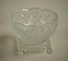 Vintage Avon Clear Glass Candy Dish Bowl Hobnail Quilted Diamond w Squar... - $14.84