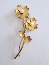 Vintage Winard 12K Gold filled Long Flowers w/Genuine Pearls Brooch Pin Signed - £15.62 GBP