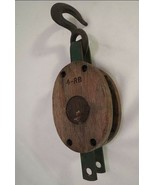 Wood Block Stamped UW Single PULLEY VINTAGE Rustic Barn Hook Tackle Home - $37.95 CAD