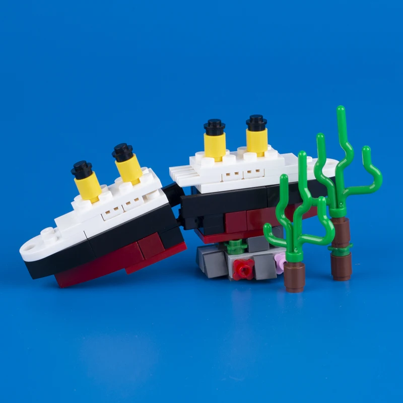 Sporting MOC Titanic Ship Model Building Blocks Kits Sank RMS Cruise Boat Steams - £23.87 GBP