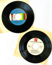 2 Vinyl Coke 45 Records Buy the World a Coke New Seekers 1971 Advertising Jingle - £26.66 GBP