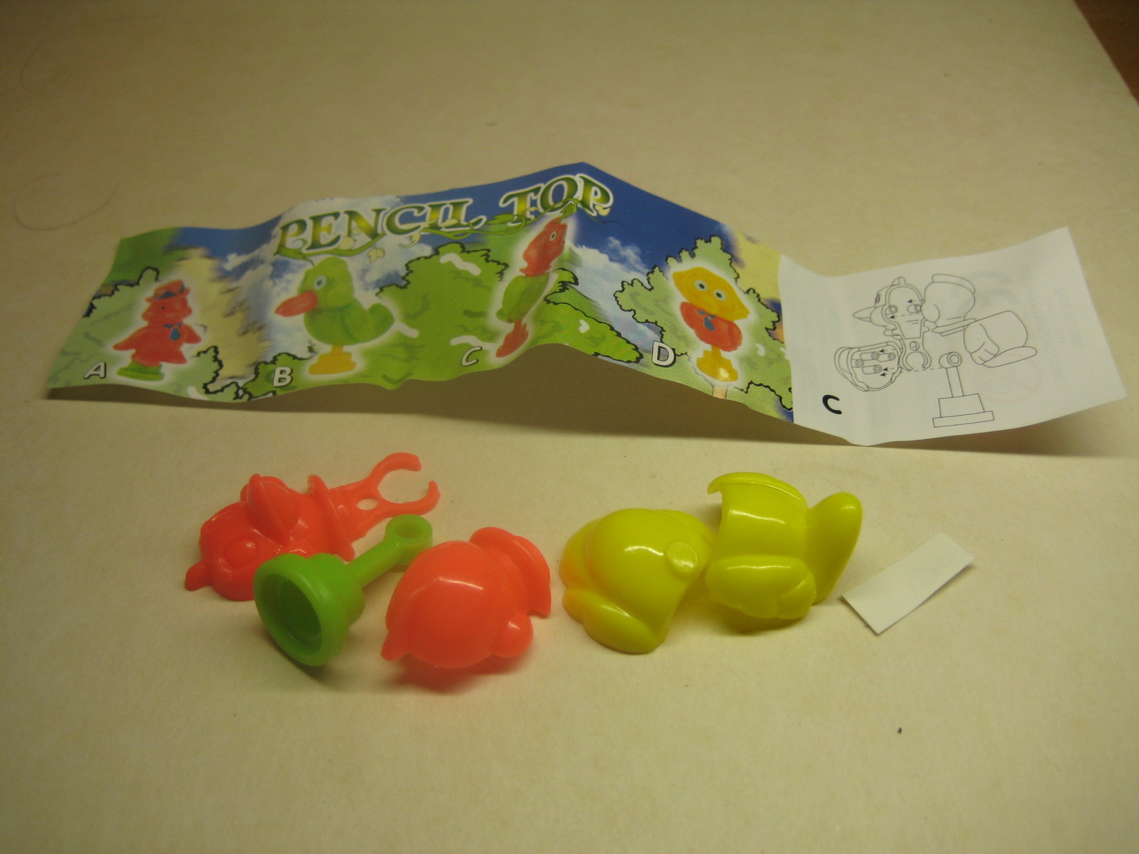 Cose Progetti  - Pencil Top -  B green feet + paper + sticker - Surprise... - $1.50
