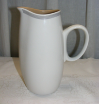 Vintage Pottery Franciscan White Stone Ware Fan Tan Pitcher 3-e - $792.97 MXN