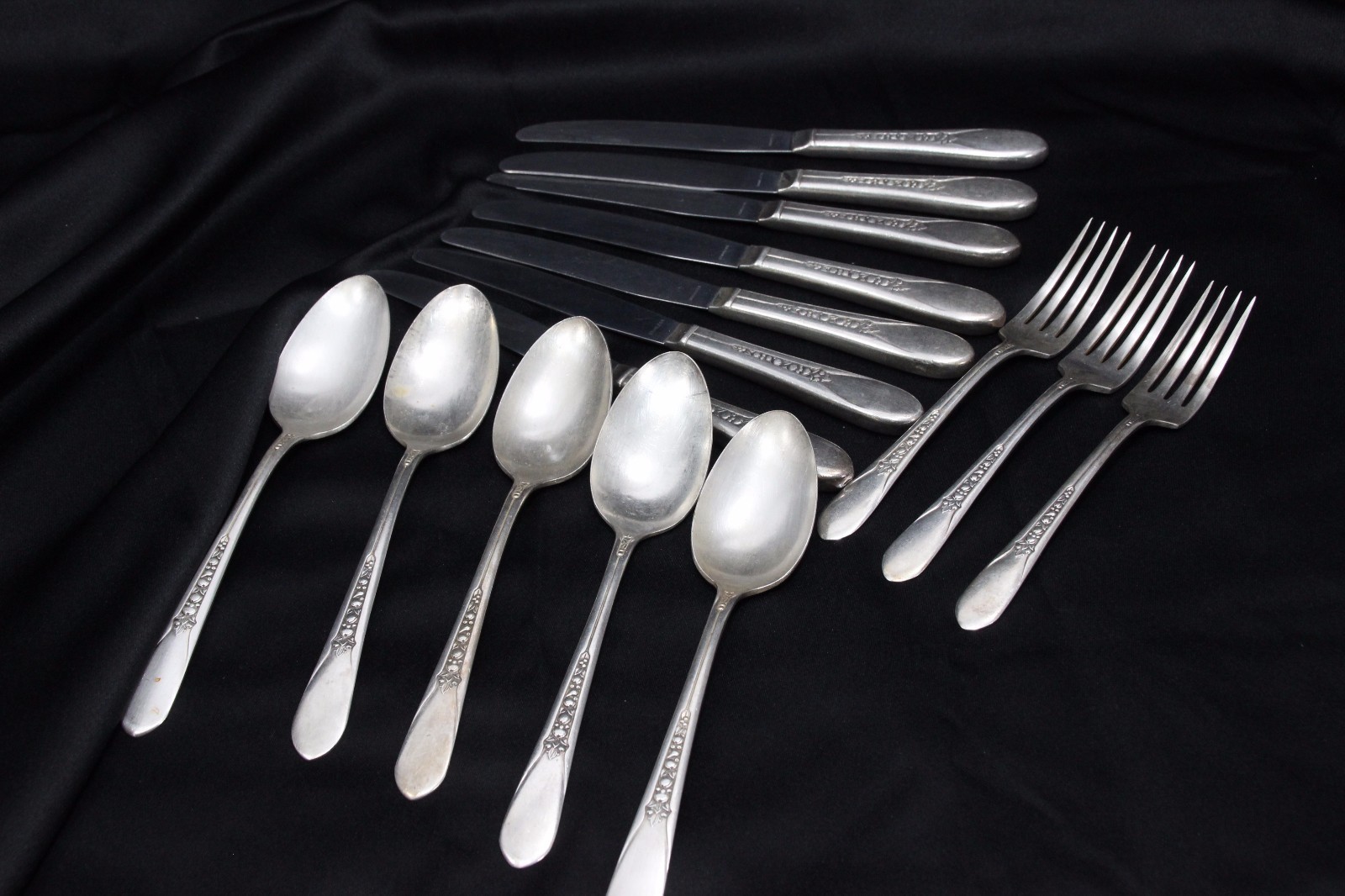 Wm Rogers Priscilla Lady Ann Silverplate Lot of 15 - $16.65