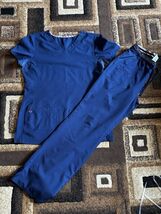 Heartsoul Scrub Set, Unisex - Med - $22.76