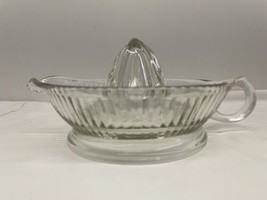 Vintage Reamer Juicer for Citrus Orange Lemon Grapefruit Clear Glass. - £10.22 GBP