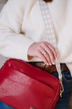 Neutral Houndstooth Adjustable Bag Strap - £18.93 GBP