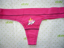 Rue 21 Women&#39;s Thong Panties X-LARGE Pink Heart Flame LOVE - £7.36 GBP