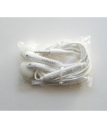 Samsung Galaxy In-Ear Wired Headset Earphone with Mic - 3.5mm Jack - $184.76 MXN