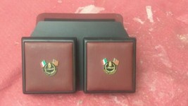 87 CADILLAC ALLANTE CENTER CONSOLE CUP HOLDERS WITH ASHTRAY MAROON 1987 - $197.01
