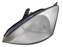 Driver Headlight Excluding SVT Without 4 HID Bulbs Fits 00-02 FOCUS 299253 - £49.62 GBP